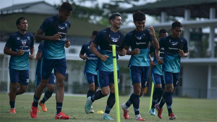 Yang Dilakukan Persib Setibanya di Yogyakarta setelah Tempuh 9 Jam Perjalanan